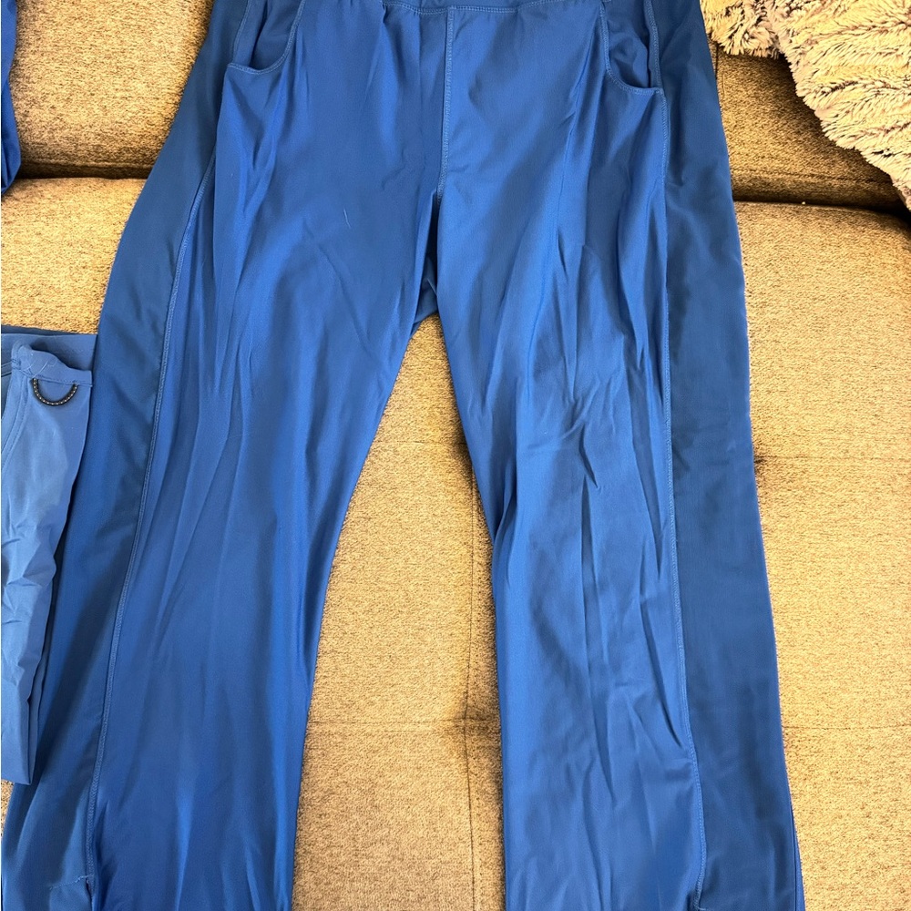 Women’s blue scrubs (1 pair of fig pants)
